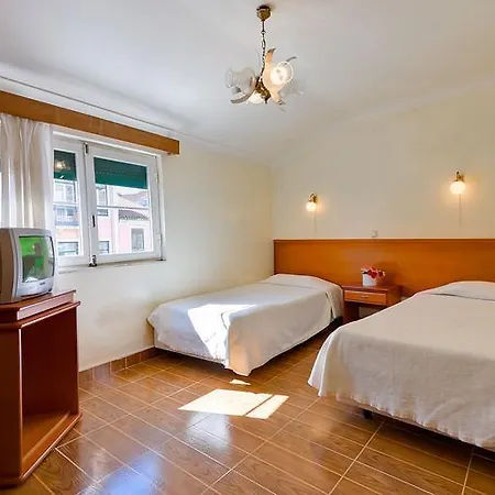 Hotel Pensao Modelo Lisbona